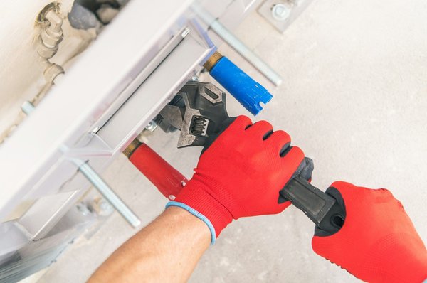 Choisir un plombier à paris 19 : guide des dépannages efficaces